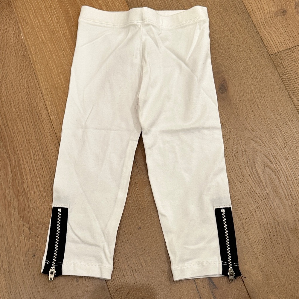 Chic White Kids Leggings with Zipper Detail